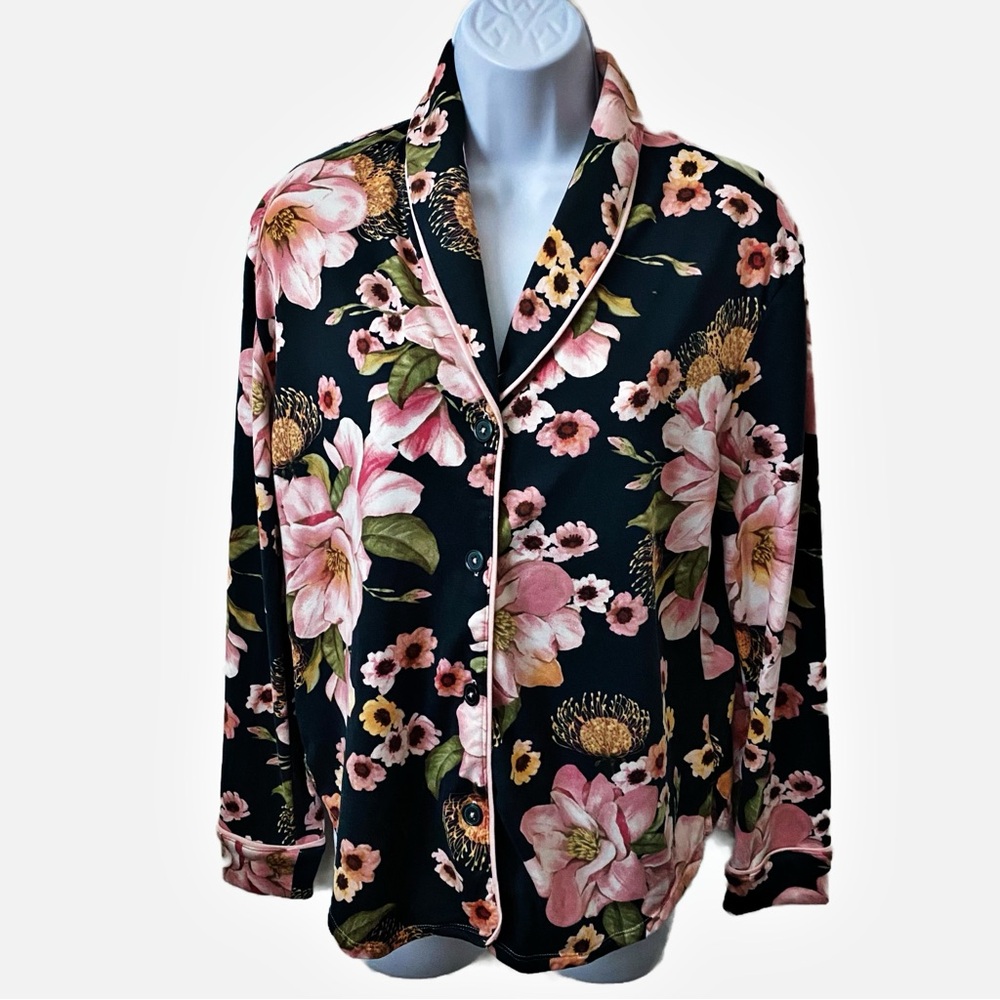 Room Service, Long Sleeve Pajama Set Pink Floral, Kelly Green Background
